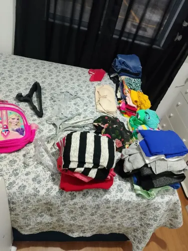 Lote de roupas
