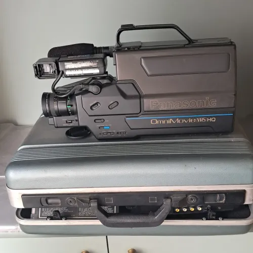 Filmadora Panasonic com Maleta Profissional
