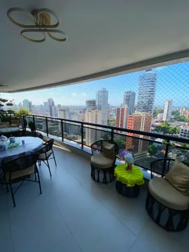 RIO PIAVE  APTO DE 150 METROS, 3 SUÍTES COM 4 BANHEIROS