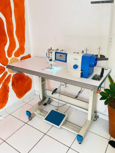 Máquina de Costura Industrial Reta Elgin Direct Drive - Corte de Linha NOVA