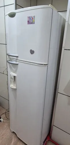Geladeira Electrolux 365 litros