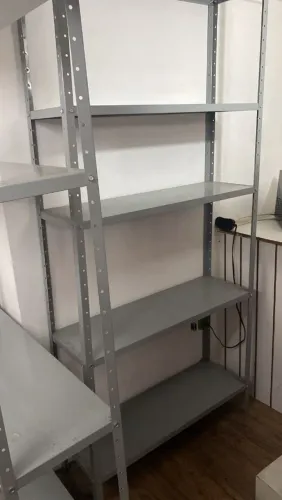 ESTANTE DE AÇO