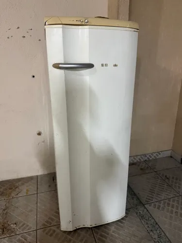 Geladeira Electrolux