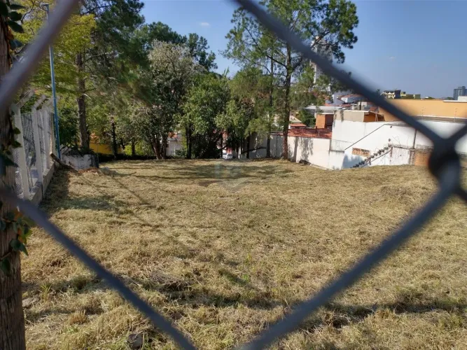 Lote à Venda em Vila Trujillo, Sorocaba por R$ 3 Mi
