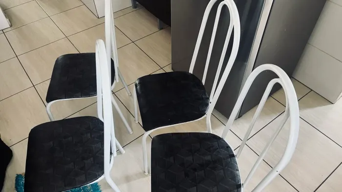 Cadeiras para Mesa