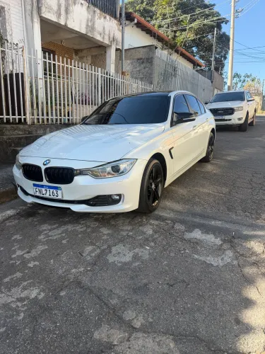 BMW 320I A 2.0 Turbo/activeflex 16V 184cv 4P 2014