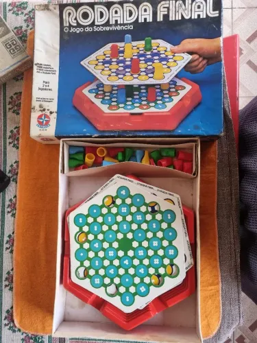 2 jogos tabuleiro
