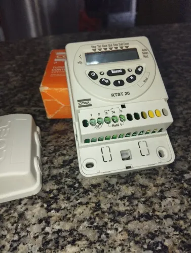 PROGRAMADOR TEMPORIZADOR COEL RTST20 OROGINAL NA CAIXA SEM USO APROVEITE 