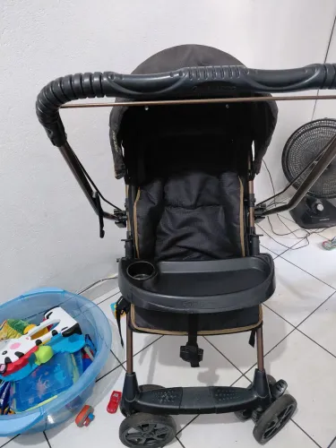 Carinho de bebê galzerano