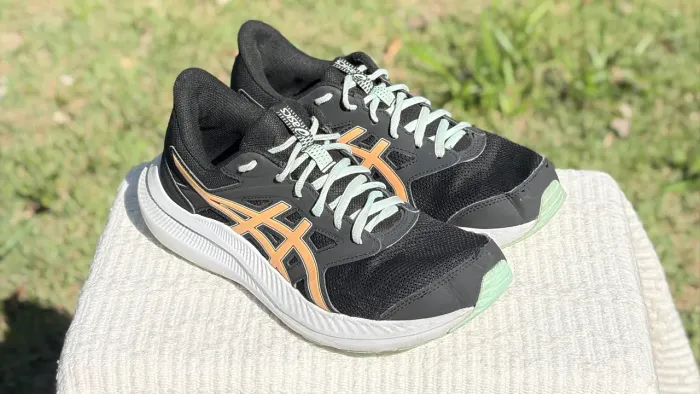 Tênis asics n38