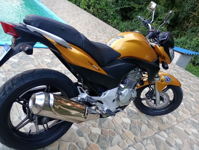 CB 300R