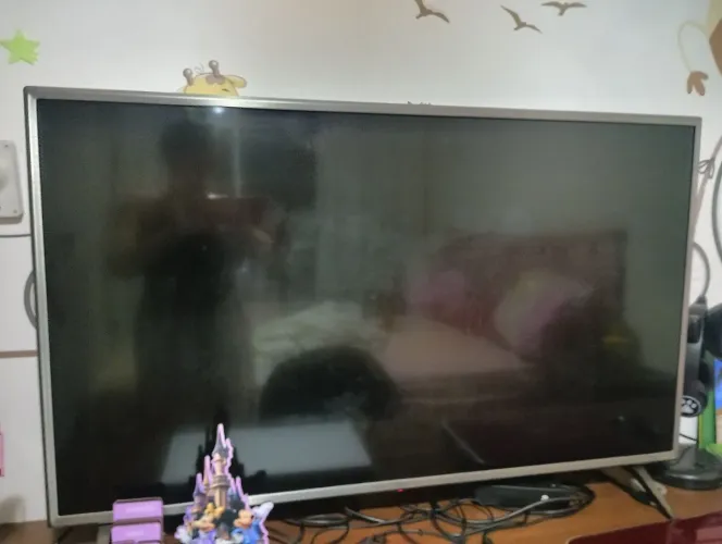 TV- televisão com defeito avaria 