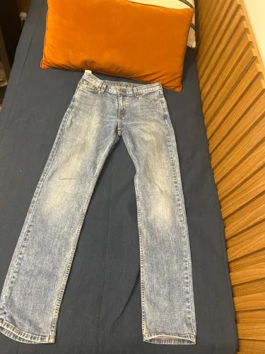 Calça levis 511