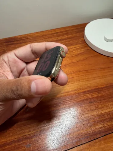 Apple Watch 8 seminovo