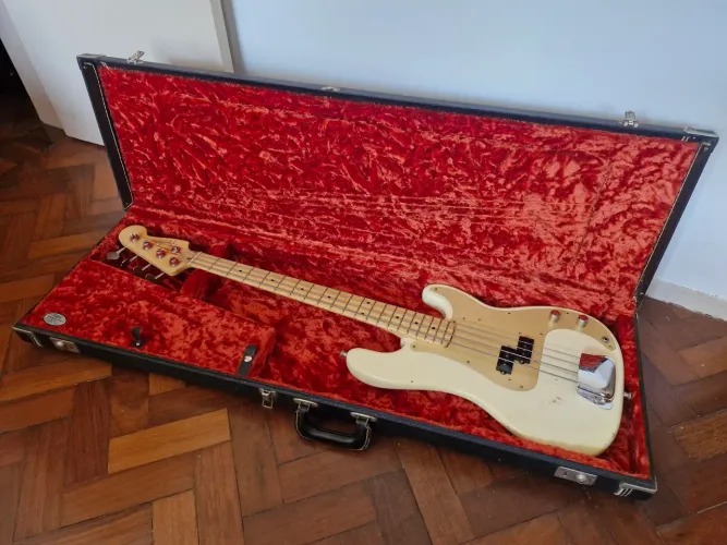 Fender precision american vintage 58