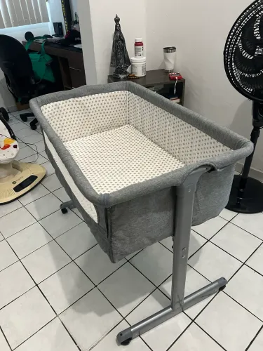 Berço portátil cinza 