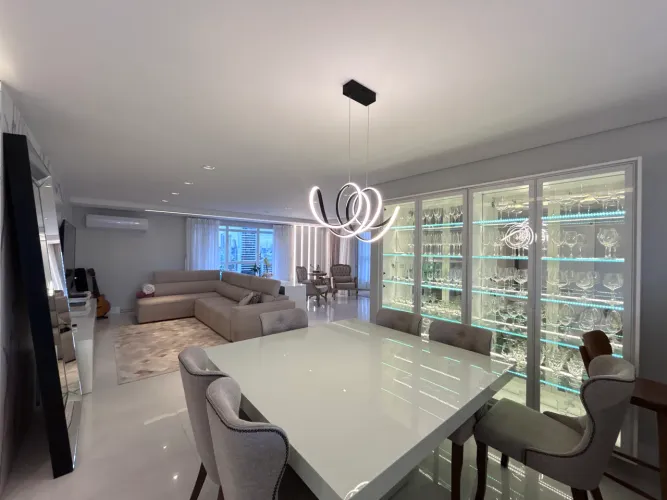 Apartamento mobiliado ao lado da Arena Condá!