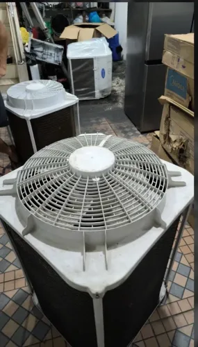Disponíveis para venda 1 uni de 48 mil Btus e 2 uni de 60 mil Btus K7 inverter