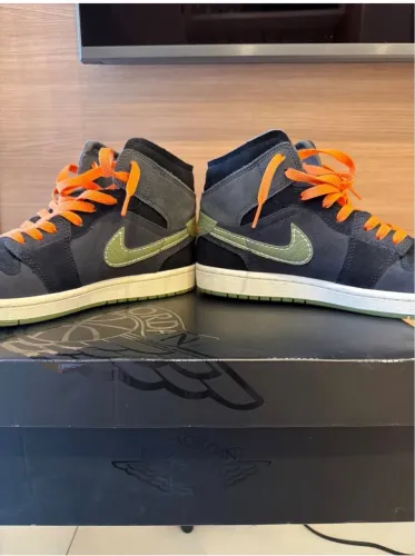 Nike air Jordan 1 mid - SE Craft Anthracite Light Olive