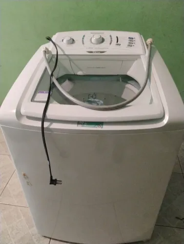 Máquina de lavar roupas Eletrolux 13kg