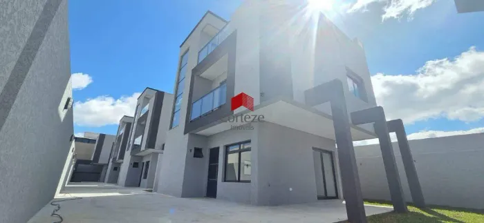 Sobrado em condomínio com 133,92m² 3 quartos, à venda, no bairro Hauer em Curitiba
