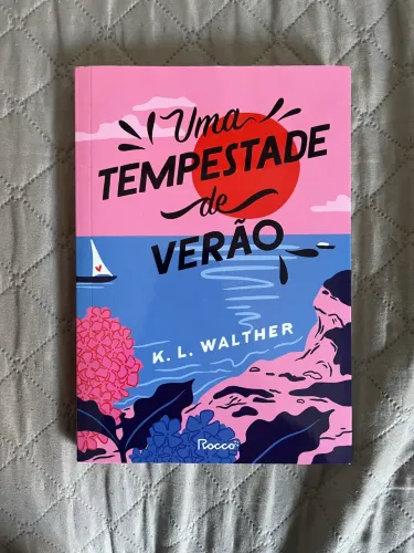 Livro Uma Tempestade de verão