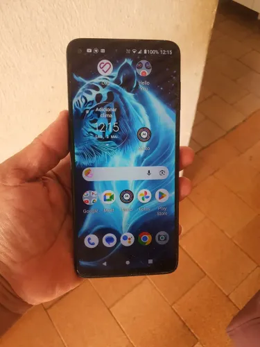 Vendo celular moto g9 plus 