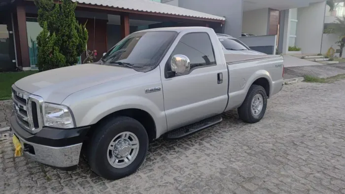 Ford F-250 XLT 3.9 4X2 Diesel TB 2007
