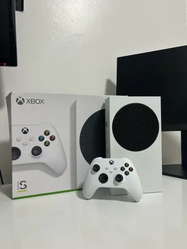 Xbox series S 512g + monitor aoc 180hz