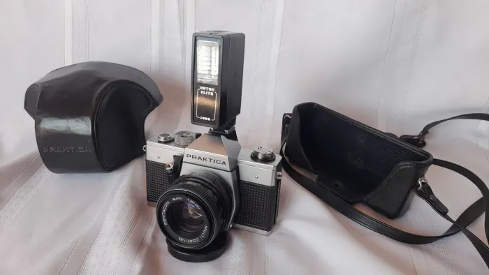 Camara fotográfica praktica analógica pentacon