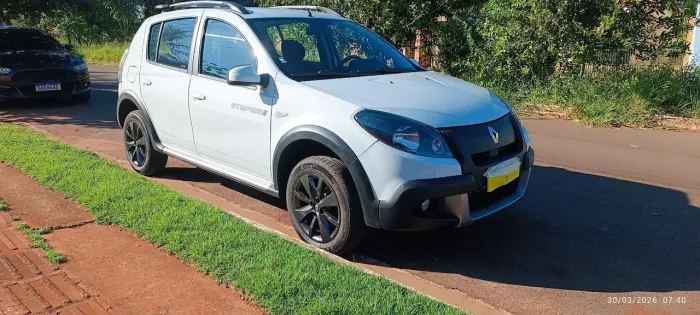 Renault Sandero Stepway Hi-power 1.6 8V 5P 2014