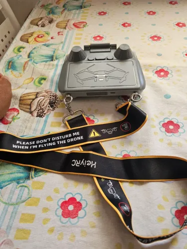 Controle Remoto Com Tela (RC DJI