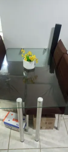 Mesa tampo de vidro