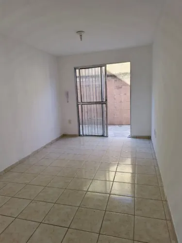 Apartamento Térreo na Torre com Área Externa | 1 quarto | Próximo à Unimed!
