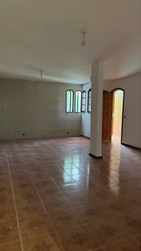ALUGA-SE CASA NO PANORAMA