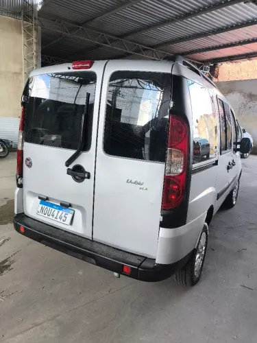 Fiat Doblo ELX 1.4 MPI Fire Flex 8V 4P 2011