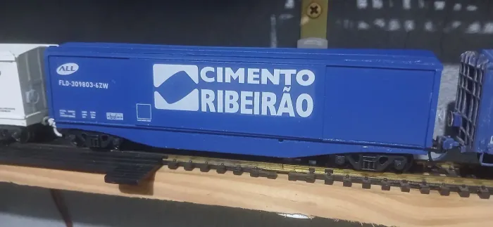 Vagão FLD Azul Cimento Ribeirão 