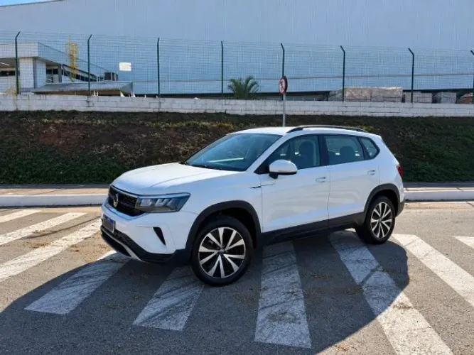 Volkswagen Taos Comfortline 1.4 250 TSI Flex AUT 2023