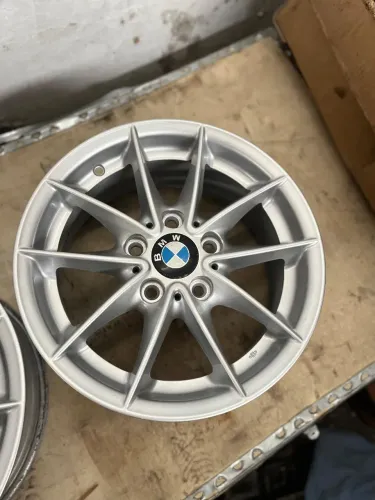 RODA ORIGINAL BMW 118I ARO 16 5X120