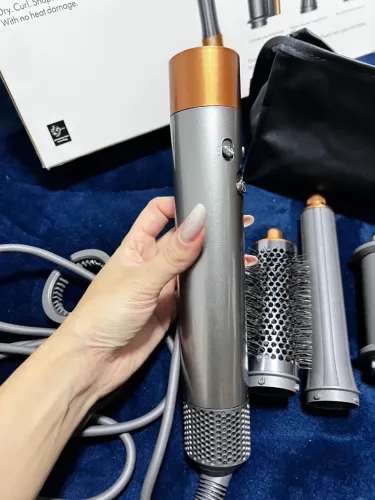 Secador modeladora dyson