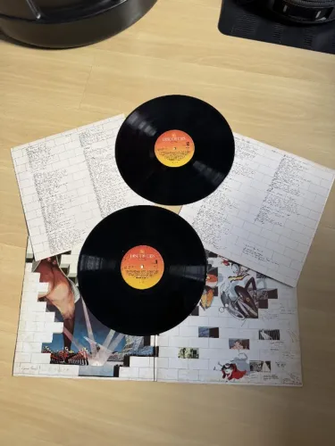 Pink Floyd The Wall com encarte lp disco de vinil