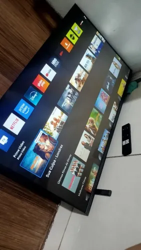 VENDO TV 43 SMART TOP 1 MES DE USO, FUNCIONA PERFEITAMENTE, TV CONSERVADA, PERFEITA!