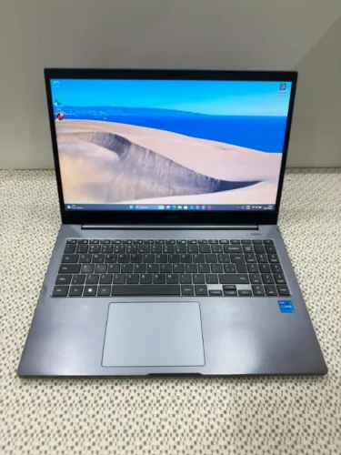 Vendo troco Notebook Samsung Core I5 de 11Geração/16gb/512ssd.