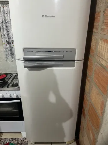 Vendo geladeira