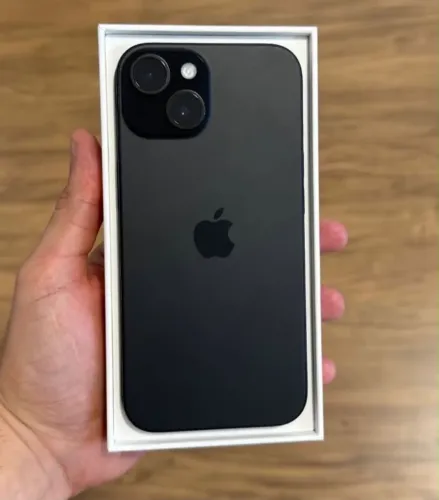 iPhone 15 Preto 128gb Semi Novo