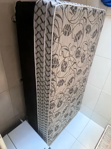 Cama