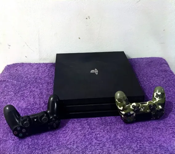 PS4 Pro 4k - Ac cartão