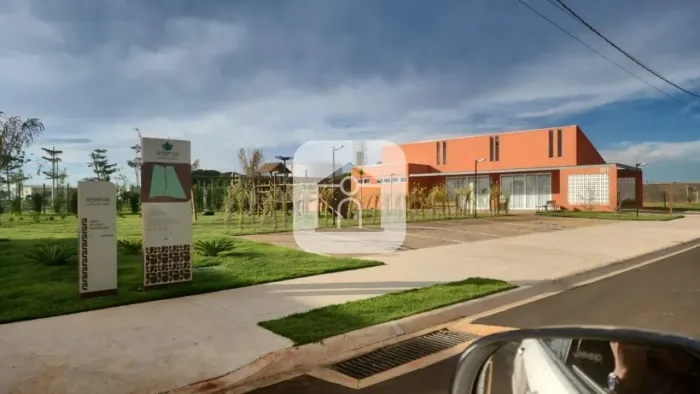 Terreno Para Venda No Bairro Novo Mundo