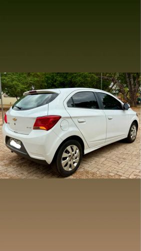 Imagem de Chevrolet Onix Hatch LT 1.4 8V Flex Mec. 4P 2018