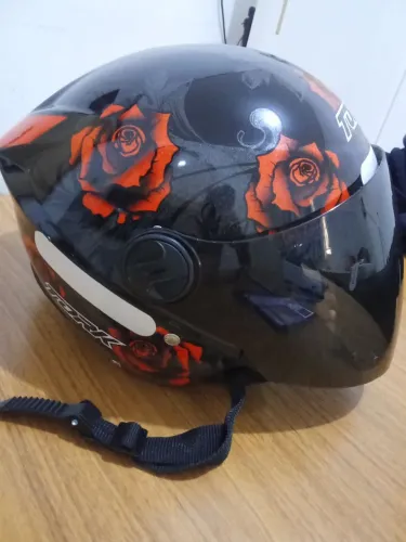 Capacete